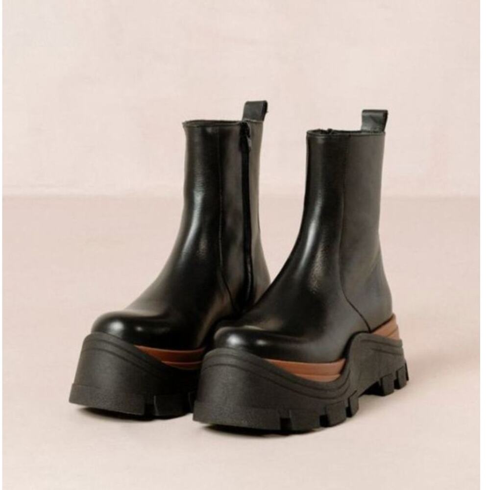 ALOHAS Black and Brown Chunky Ankle Boots